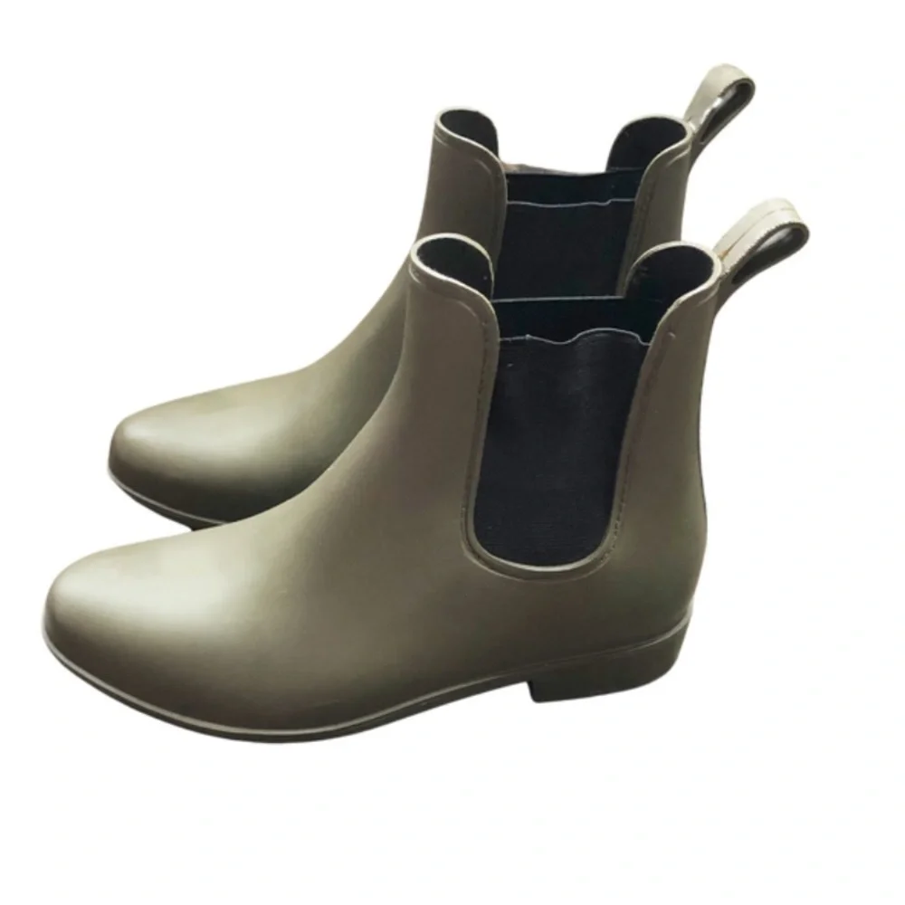 Target Womens Chelsea Ankle Rain Boots Rubber‎ Slip On Waterproof Olive Green